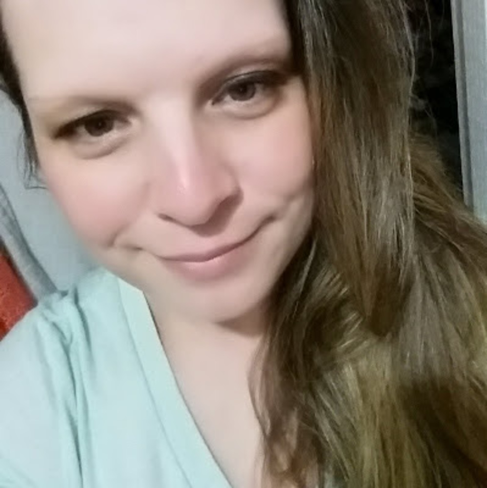 Meet your Posher, Leanne